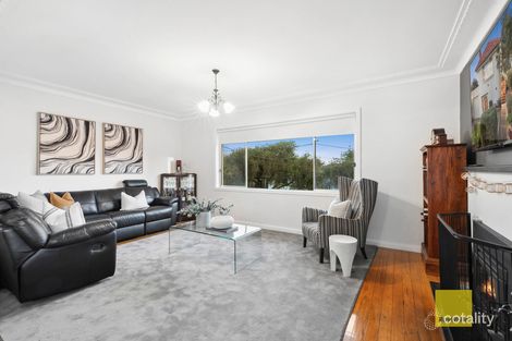 Property photo of 1 Baum Crescent Highton VIC 3216