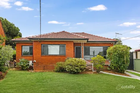 6 Comber Cres, Pendle Hill, NSW 2145