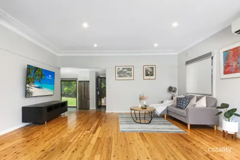 Property photo of 6 Comber Crescent Pendle Hill NSW 2145