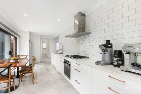 Property photo of 6 Comber Crescent Pendle Hill NSW 2145