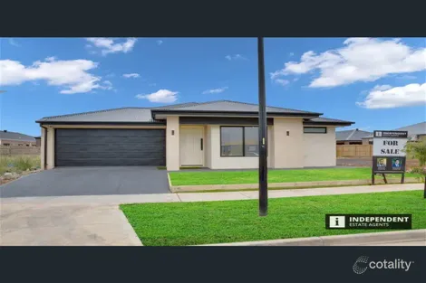 118 Aristides Cres, Thornhill Park, VIC 3335