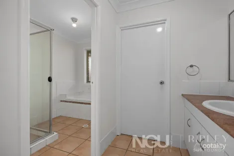 Property photo of 117 Anna Drive Raceview QLD 4305
