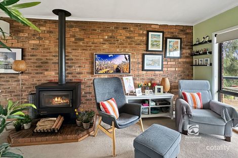 Property photo of 52 Stormbird Drive Kalimna VIC 3909