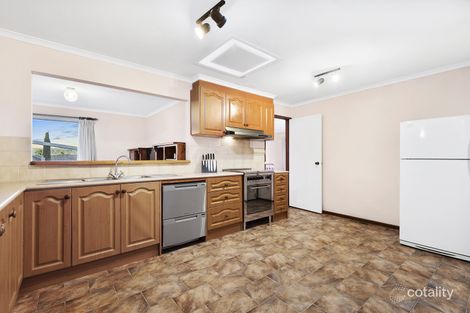 Property photo of 91 Chalcot Drive Endeavour Hills VIC 3802