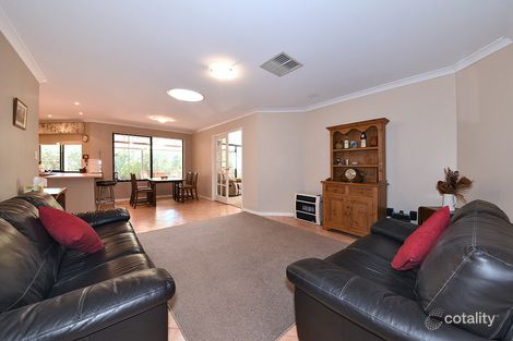 Property photo of 3 Yama Close Carramar WA 6031