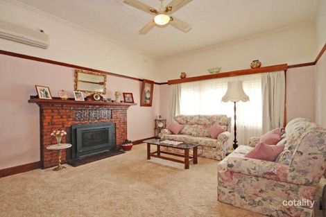 Property photo of 12 Rae Avenue Edithvale VIC 3196