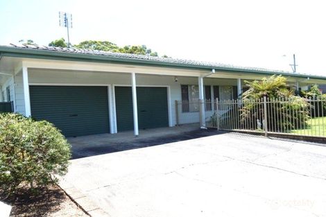 30 Macquarie Rd, Mannering Park, NSW 2259