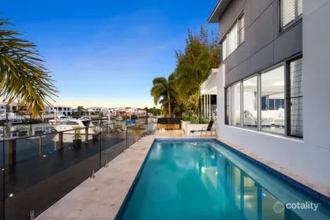 Property photo of 41 Cova Boulevard Hope Island QLD 4212