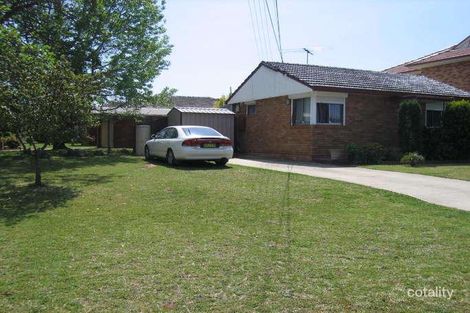 2a Selway Ave, Moorebank, NSW 2170