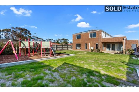 Property photo of 5 Meredith Close Narre Warren South VIC 3805