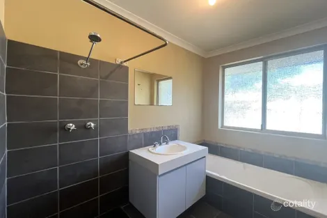 Property photo of 32 Poller Way Australind WA 6233