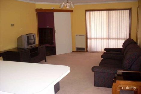 Property photo of 16 Reddall Close Isaacs ACT 2607