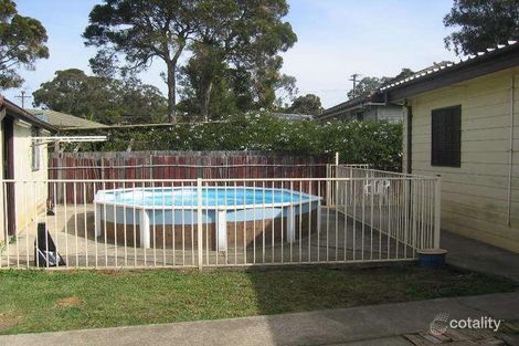 Property photo of 1 Fiji Avenue Lethbridge Park NSW 2770