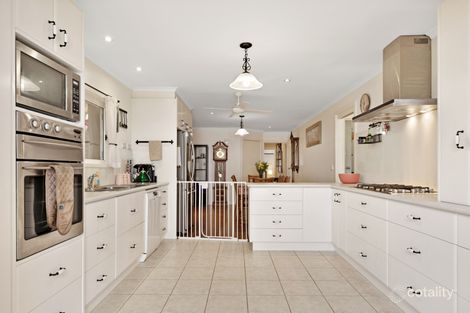 Property photo of 26 Coleraine Drive Romsey VIC 3434