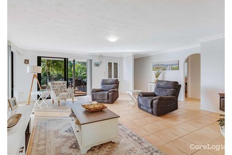 Property photo of 1/65 Bimbadeen Avenue Banora Point NSW 2486