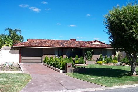 13 Grundy Way, Thornlie, WA 6108