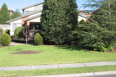 30 Newlands Cres, Doncaster East, VIC 3109