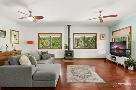 Property photo of 858 Clear Mountain Road Cashmere QLD 4500