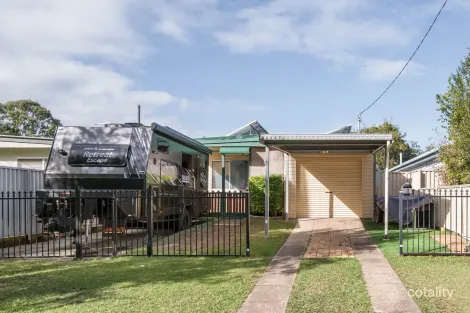 3 Moon St, Caboolture South, QLD 4510