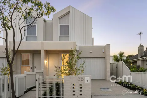 3B EVERITT ST, HADFIELD, VIC 3046