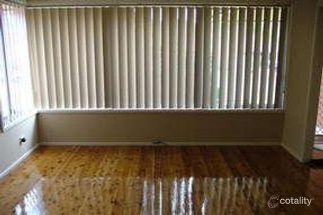 Property photo of 8 Jacaranda Drive Georges Hall NSW 2198