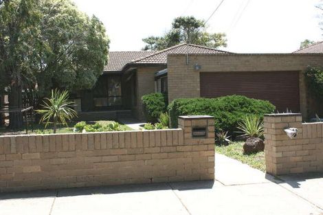 Property photo of 16 McLeod Road St Albans VIC 3021