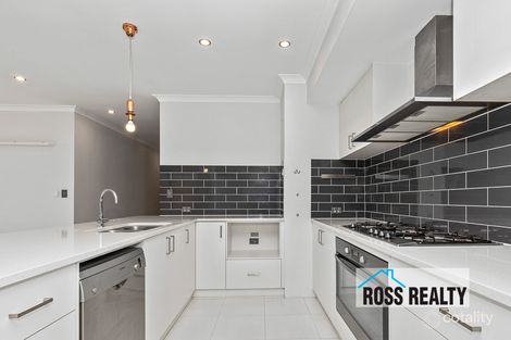 Property photo of 2 Sunridge Close Caversham WA 6055