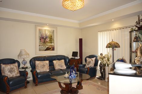 Property photo of 12 Peggy Street Mays Hill NSW 2145