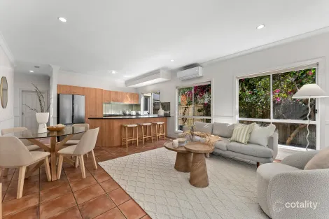 Property photo of 3/313 Riding Road Balmoral QLD 4171