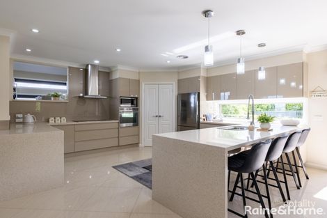 Property photo of 39 Coolabah Close Kelso NSW 2795