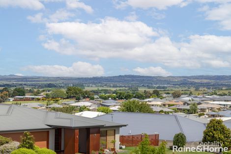Property photo of 39 Coolabah Close Kelso NSW 2795