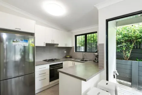 Property photo of 10/74 Kent Street New Farm QLD 4005