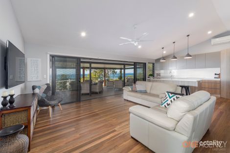 Property photo of 13 Scenic Drive Caves Beach NSW 2281