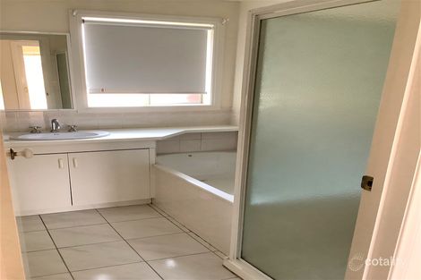 Property photo of 8/17 Pilmer Street Bacchus Marsh VIC 3340