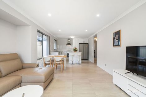 Property photo of 19/26 Charnley Bend Success WA 6164