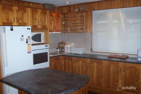 Property photo of 12 Onkaparinga Drive Old Noarlunga SA 5168