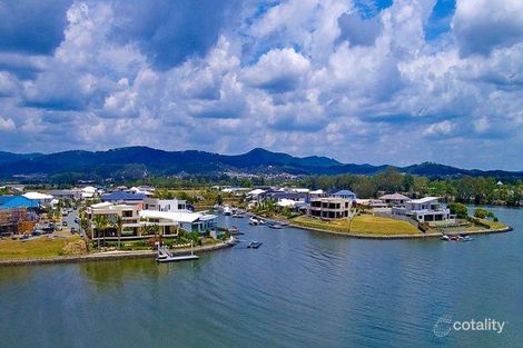 Property photo of 41 Harbourvue Court Helensvale QLD 4212