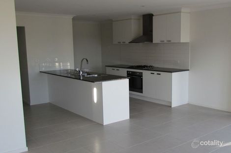 5 Monica Way, Beaconsfield, VIC 3807