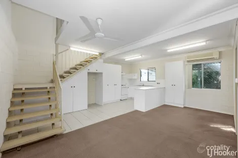 Property photo of 285 Richardson Road Kawana QLD 4701