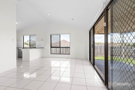 Property photo of 10 Rhiannon Drive Flinders View QLD 4305