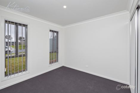 Property photo of 2/131 Bradman Drive Boorooma NSW 2650