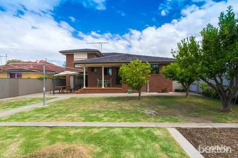 Property photo of 40 Bruce Street Bell Park VIC 3215
