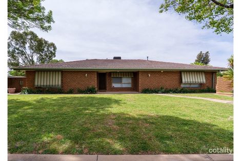 1 Gunyah Pl, Glenfield Park, NSW 2650