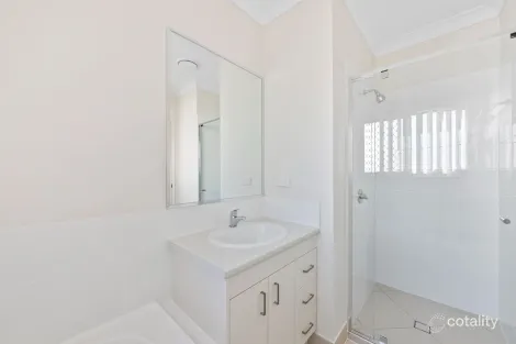 Property photo of 13A First Avenue Marsden QLD 4132