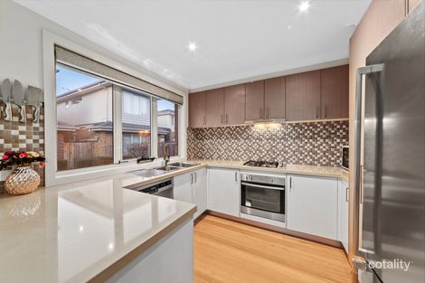Property photo of 2/320 Canterbury Road Bayswater North VIC 3153