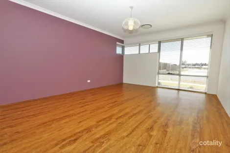 Property photo of 9 Tiffany Centre Dalyellup WA 6230