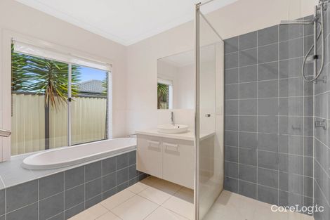 Property photo of 20 Walmac Close Tooradin VIC 3980