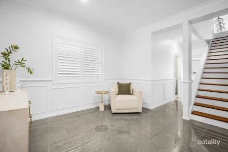 Property photo of 539 Tingal Road Wynnum QLD 4178