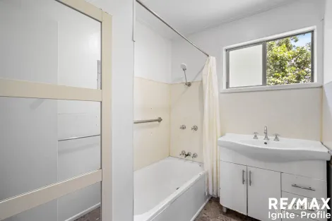 Property photo of 16 Gordon Street Forest Hill QLD 4342