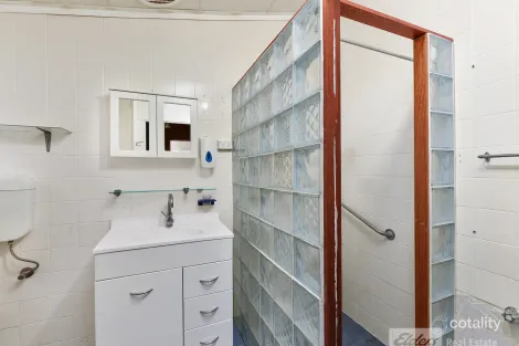 Property photo of 15 Stuckey Street Millicent SA 5280